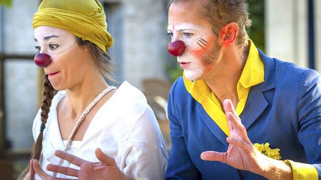 Le Cloître aux Clowns - Visite-spectacle par la Compagnie Née au Vent