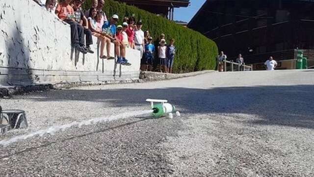 Dragster à eau
