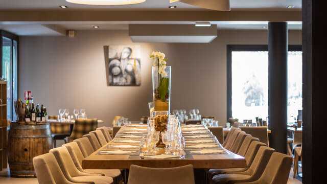 Der Tisch des Gouverneurs