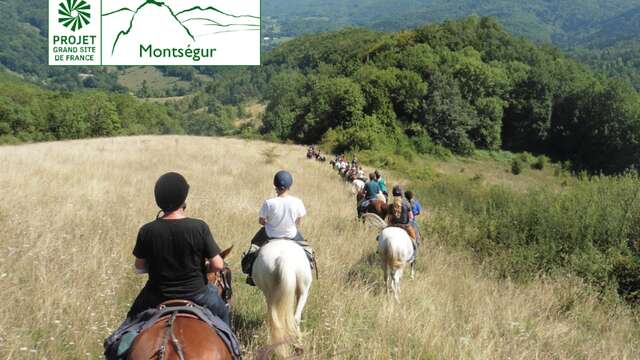 Excursion à cheval au coeur du monde rural