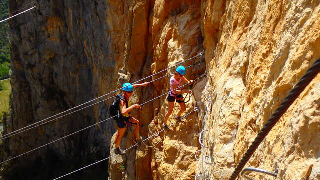 Via ferrata de la Grande Fistoire - Grimper à Orpierre