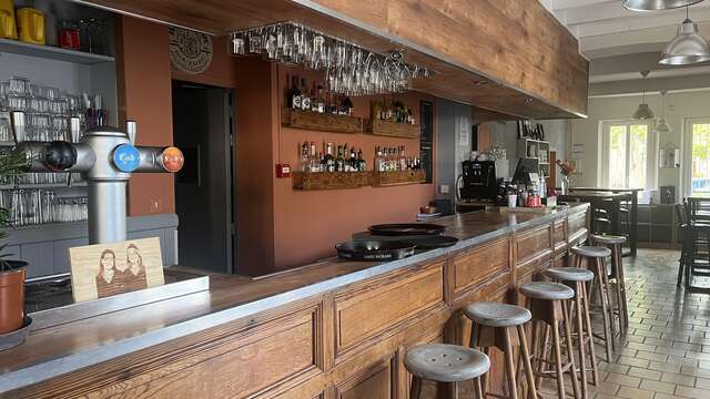 Les Filles d'à côté