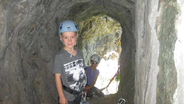 Le Grand Parcours des Mines en via ferrata & via corda - Odile Martin Cocher - Avnture Verticale La Meije