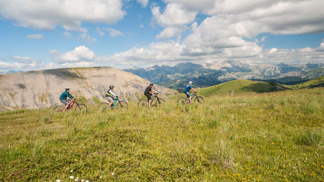 Initiation, perfectionnement, randonnées VTT avec Henri Mevolhon