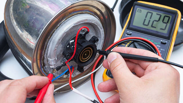 Café Réparation : Redonner vie aux petits électroménagers