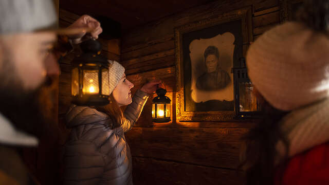 Night strolling at the Heritage house