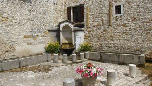 Fontaine du Carrouge