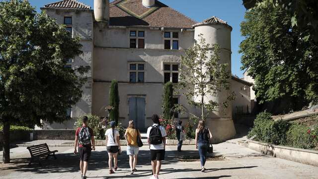 Le Château du XVIe de Château-Arnoux