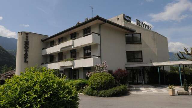 4C Hotel