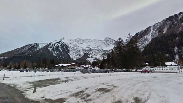 Parking des Grands Montets