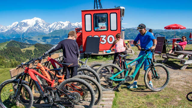 Point de recharge e-bike au Foodtruck 1930