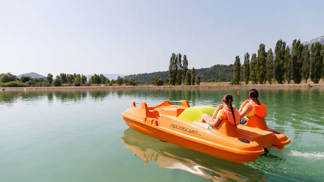 Bateaux à pédales aux lacs de la Germanette