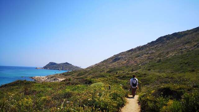Guided walk: Discovering Cap Taillat