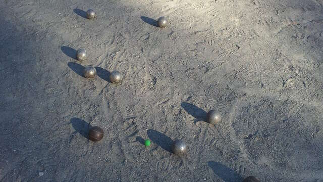 Pétanque : terrain du Chinaillon (Office de tourisme)