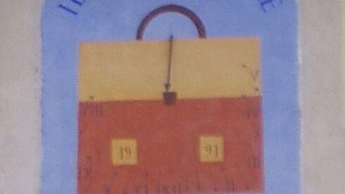 Cadran solaire  " Il n'y à pas d'heure pour apprendre"