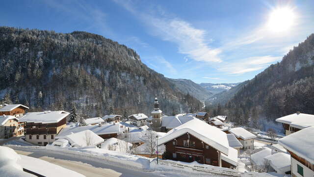 Visite guidée du village, de l'église et du musée