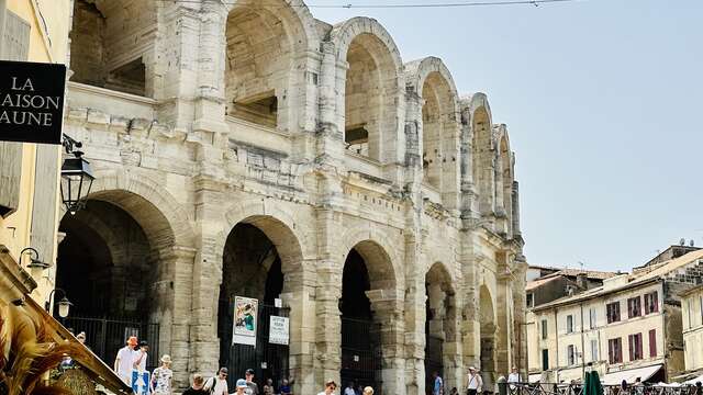 Arles, 2000 years of history