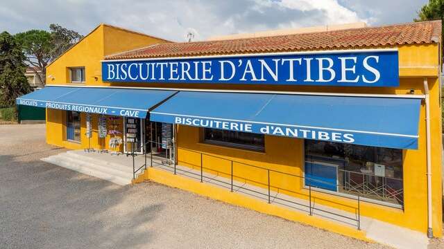 Du palais antibois aux parfums de Grasse