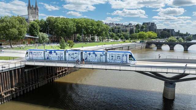 Échappées d'art - Découverte des œuvres en tramway (ligne tramway B)