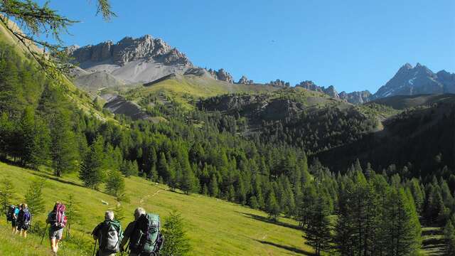 Séjours randonnée pédestre avec Détours en Montagne