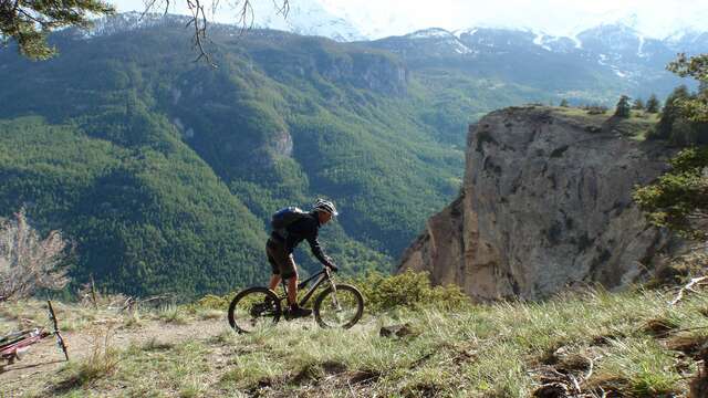 La Grande Traversée des Hautes Alpes en VTT avec MTB Ecole de VTT