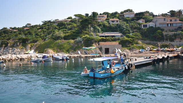 Navettes vers les îles de Port-Cros et du Levant - Vedettes îles d'Or et le Corsaire
