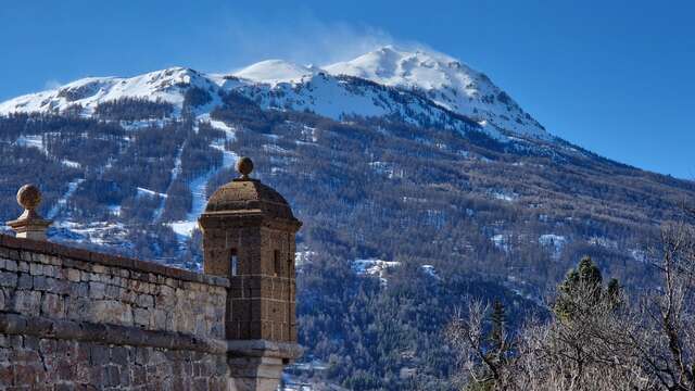 Visite-jeu en famille: En'quête de Patrimoine - Cité Vauban