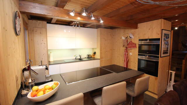 Chalet Teremok - Chalet de luxe de 5 chambres, sauna et jacuzzi