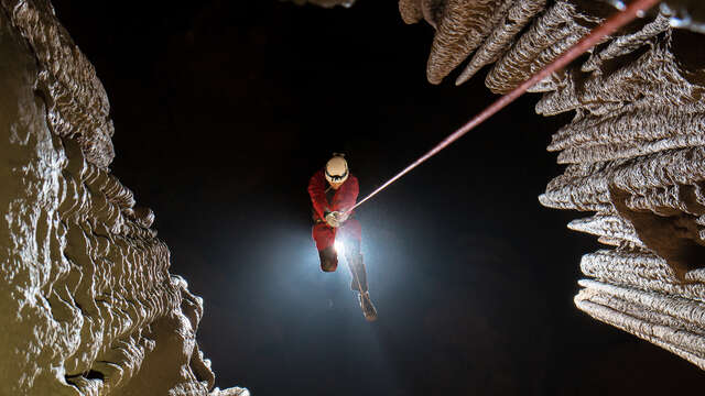 Bureau des moniteurs de la Vallée de l'Hérault - Caving