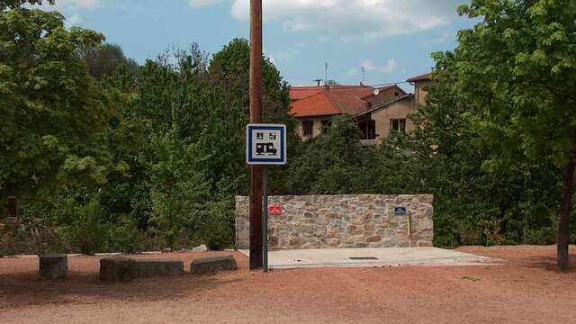 Aire de service et de stationnement Camping-cars