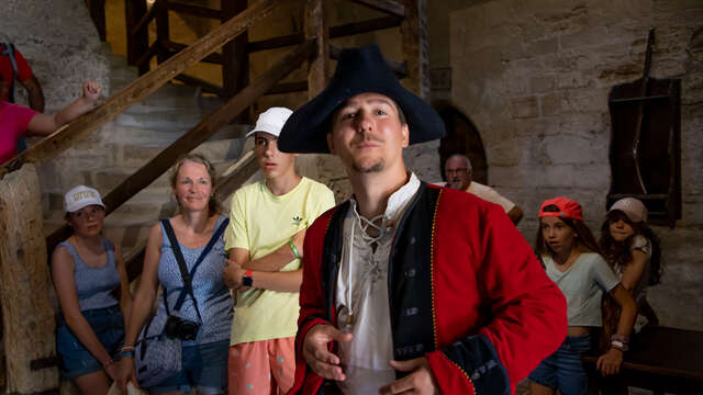 Visite guidée de la Tour de Crest avec le Major Montrond