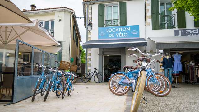 Beach Bikes - Port of Saint-Martin-de-Ré