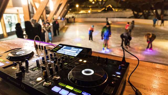Soirée DJ sur glace : spéciale Saint-Valentin