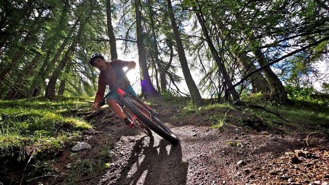 Itinéraire enduro bike park piste verte "La Gilly"