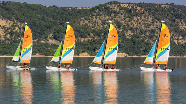 Initiation frisson en catamaran