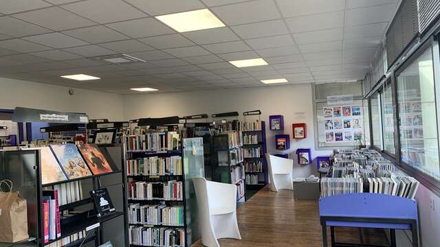 Biblioteca intermunicipal Tarascon Sur Ariège