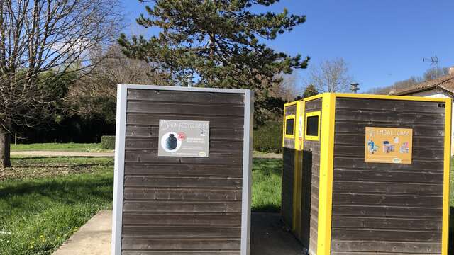 Bornes de tri Gué de Piquecos