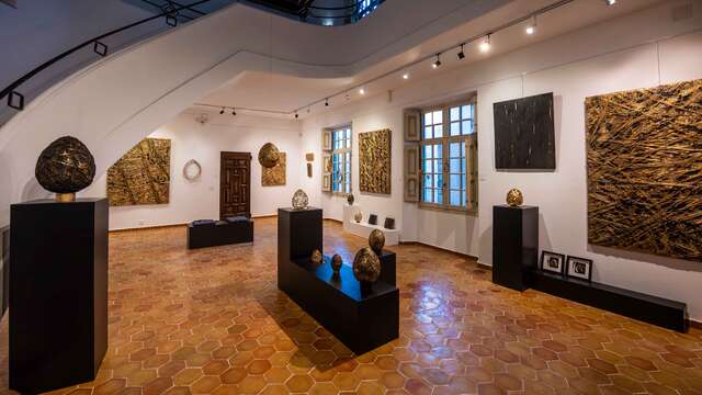 Exhibition by Catherine Arniac