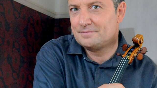 Debussy's duo en concert-déambulation dans l'Aven d'Orgnac