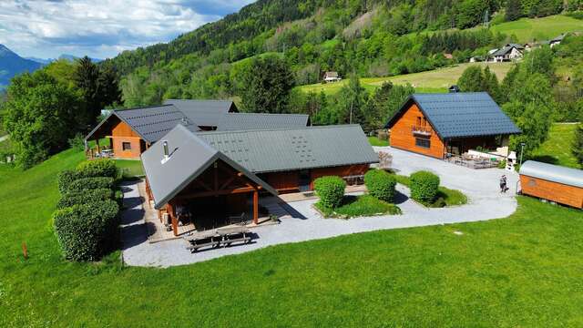 Aire naturelle de camping du Val Tamié - Les Combes