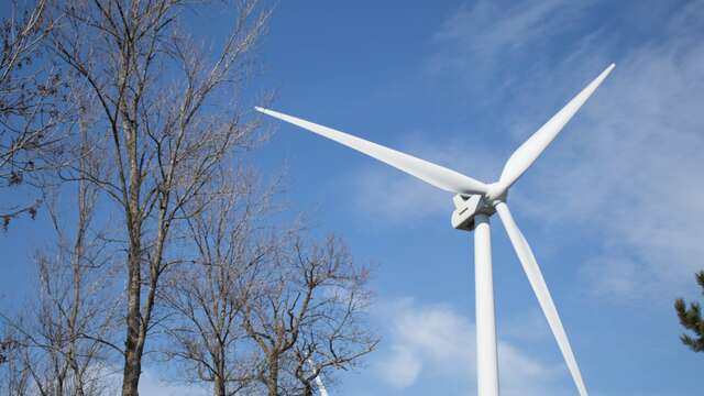 les 8 éoliennes
