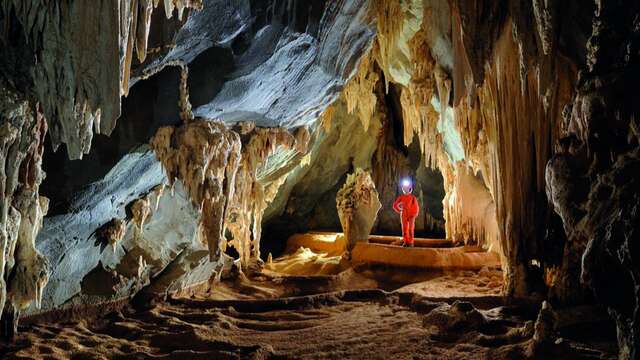 Speleology with Évolution 2