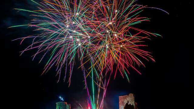 Feu d'artifice de Noël à Grimaud