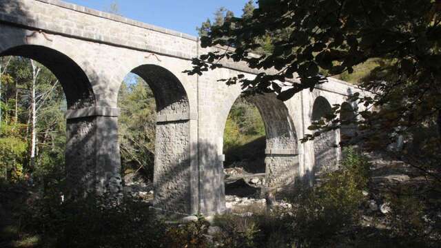 Aqueduc du torrent d'Ancelle