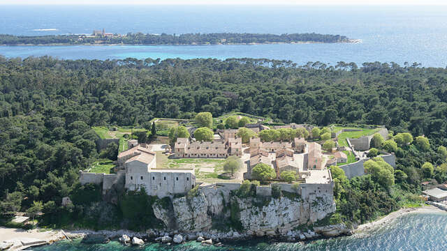 Musée du Masque de Fer et du Fort Royal
