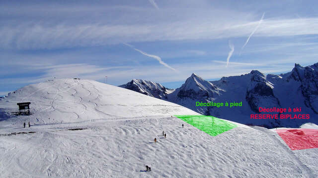 Parapente : décollage du Lachat
