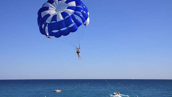 Parachute ascensionnel