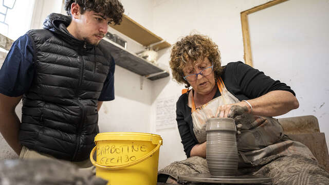 Boucle des Savoir Faire : la poterie des Bleuets