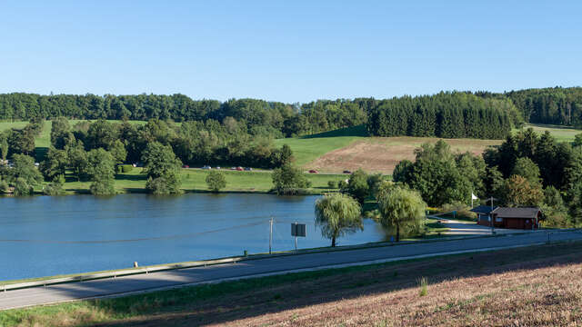 Lago de Dronières