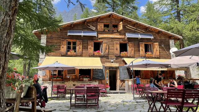 Chalet Refuge du Pré de Madame Carle